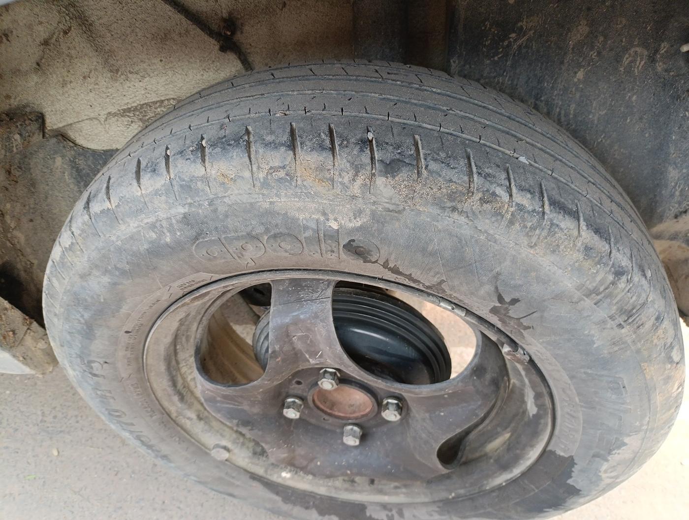 2023 Tata PUNCH ACCOMPLISHED MT, Petrol, Manual, 45,591 km, tyre