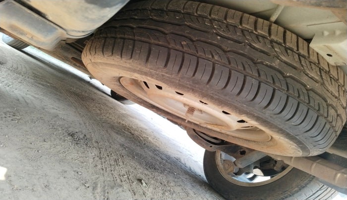 2021 Mahindra MARAZZO M 6 + 7 STR, Diesel, Manual, 59,779 km, tyre