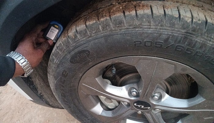 2022 KIA SELTOS HTK PLUS 1.5 IMT, Petrol, Manual, 19,535 km, tyre