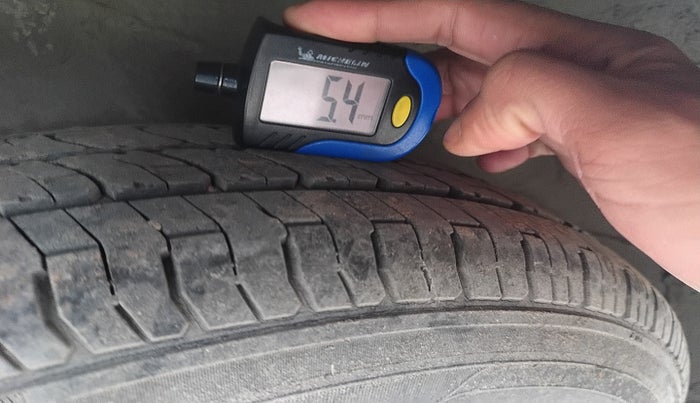 2010 Hyundai i10 MAGNA 1.2, Petrol, Manual, 45,460 km, tyre