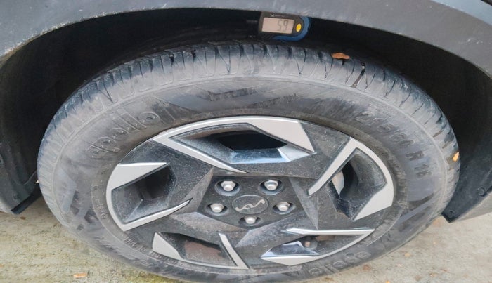 2025 KIA SONET HTK (O) 1.2 Petrol MT, Petrol, Manual, 5,027 km, tyre