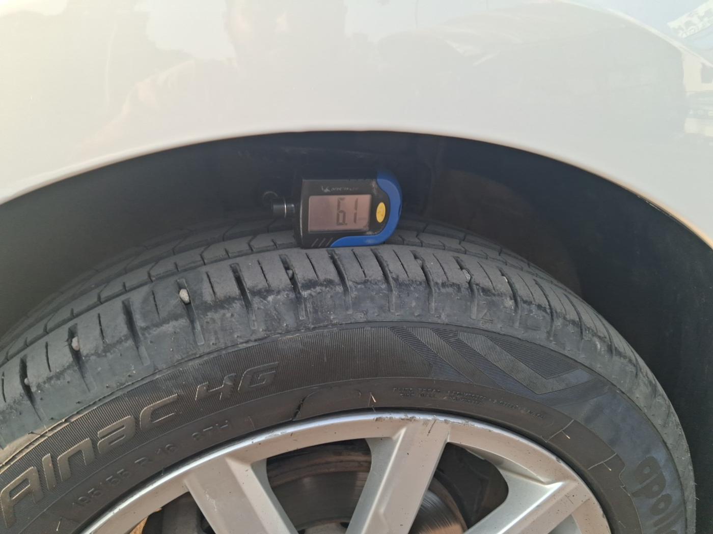 2018 Volkswagen Vento HIGHLINE 1.5 AT, Diesel, Automatic, 1,52,673 km, tyre