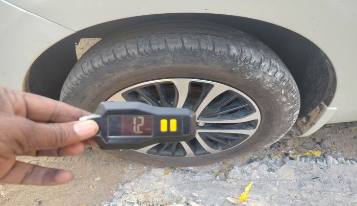 2024 Maruti Ertiga ZXI (O) CNG, Petrol, Manual, 43,800 km, tyre