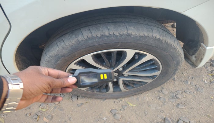 2024 Maruti Ertiga ZXI (O) CNG, Petrol, Manual, 43,800 km, tyre