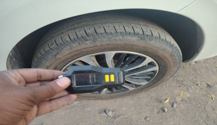 2024 Maruti Ertiga ZXI (O) CNG, Petrol, Manual, 43,800 km, tyre