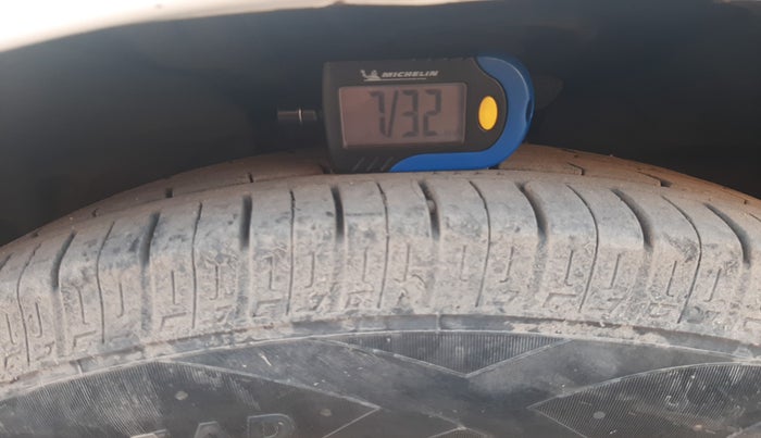 2012 Ford Figo EXI 1.4 DIESEL, Diesel, Manual, 1,61,726 km, tyre