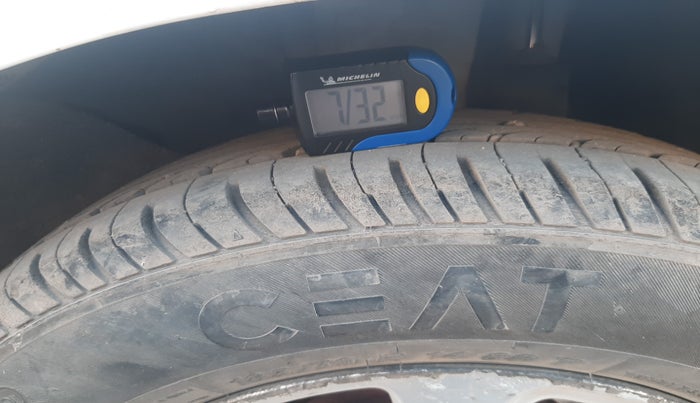 2012 Ford Figo EXI 1.4 DIESEL, Diesel, Manual, 1,61,726 km, tyre