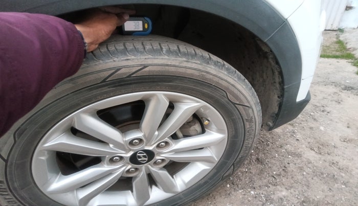 2016 Hyundai Creta  SX 1.6 Petrol , Petrol, Manual, 76,119 km, tyre