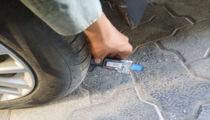 2022 Maruti Dzire ZXI CNG, Petrol, Manual, 1,34,223 km, tyre