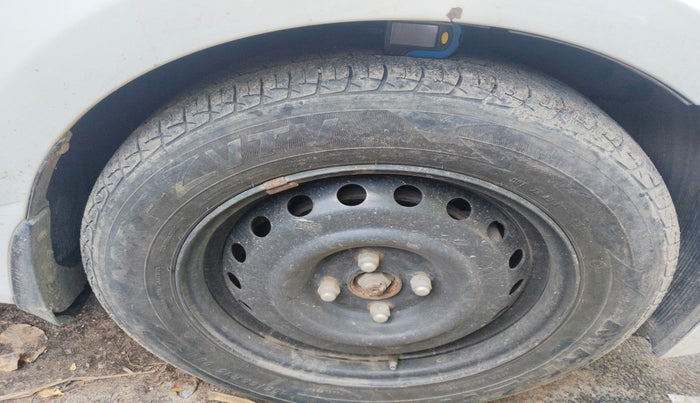 2015 Hyundai Verna FLUIDIC 1.6 CRDI S 4S, Diesel, Manual, 1,15,273 km, tyre