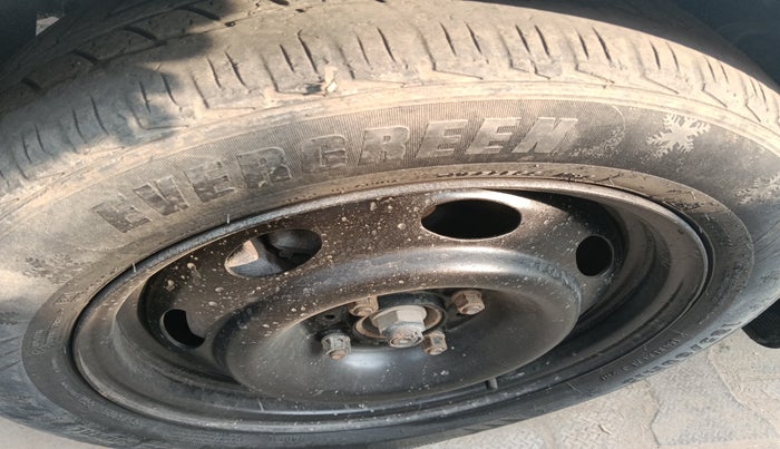 2016 Tata Zest XE 75PS DIESEL, Diesel, Manual, 1,34,926 km, tyre