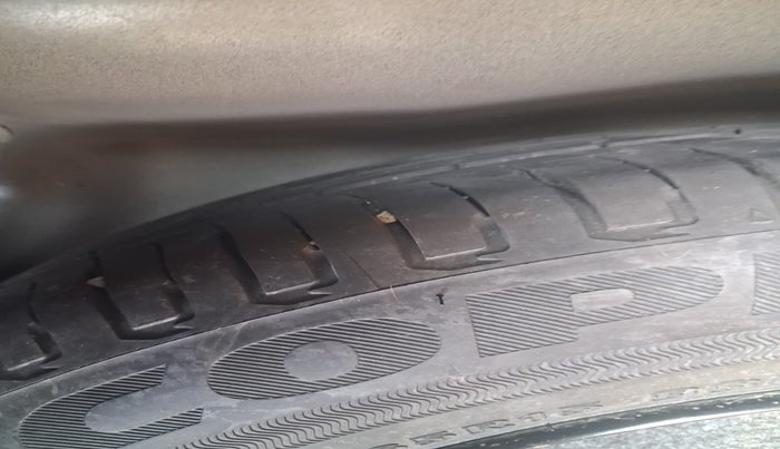 2023 Hyundai NEW I20 ASTA (O) 1.0 TURBO GDI DCT, Petrol, Automatic, 33,821 km, tyre