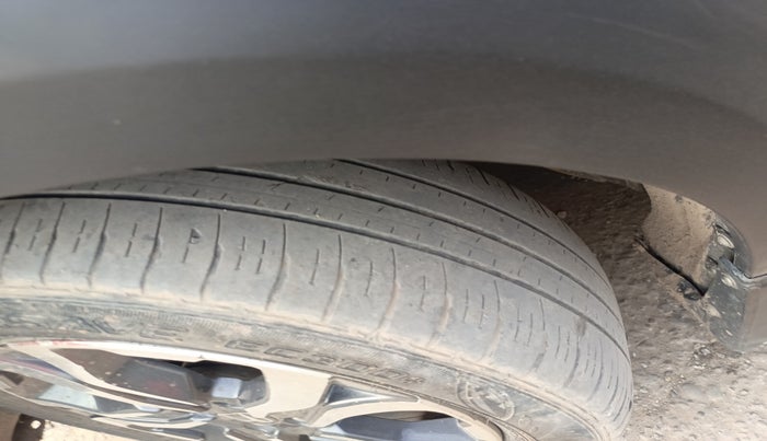 2018 Honda WR-V 1.2L I-VTEC S MT, Petrol, Manual, 77,675 km, tyre