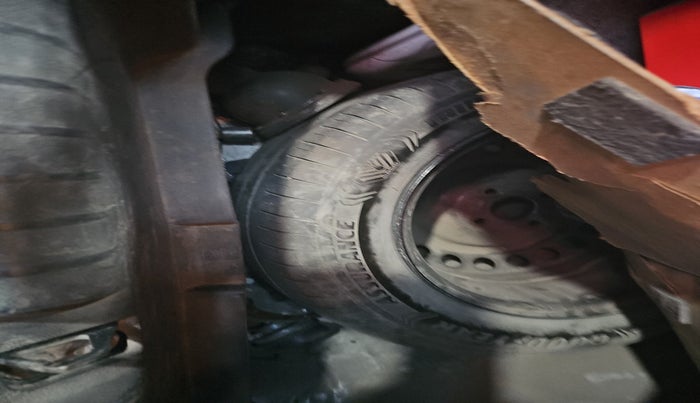 2014 Honda City 1.5L I-DTEC V, Diesel, Manual, 1,09,874 km, tyre