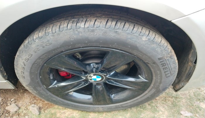 2012 BMW 3 Series 320d, Diesel, Automatic, 97,857 km, tyre