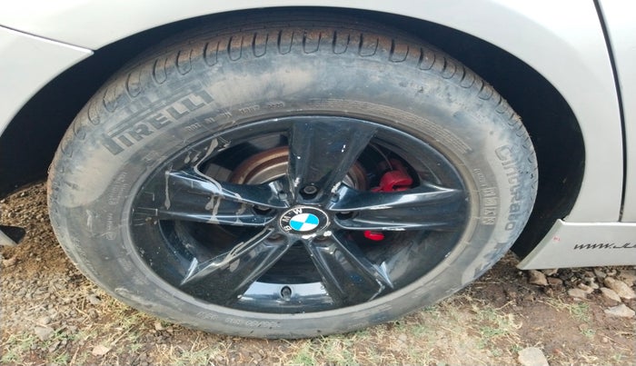 2012 BMW 3 Series 320d, Diesel, Automatic, 97,857 km, tyre