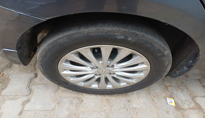 2022 Maruti Ciaz ZETA 1.5 SHVS MT PETROL, Petrol, Manual, 41,514 km, tyre