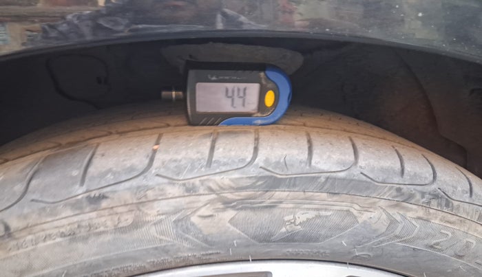 2024 Hyundai Verna SX 1.5 l MPI, Petrol, Manual, 26,226 km, tyre