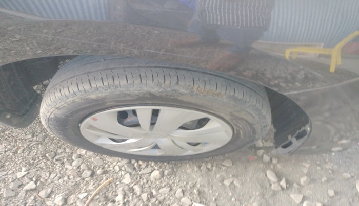 2020 Honda Amaze 1.2L I-VTEC S, Petrol, Manual, 21,554 km, tyre