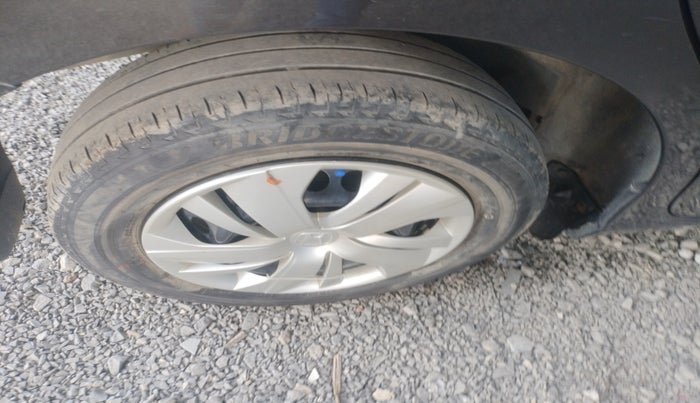 2020 Honda Amaze 1.2L I-VTEC S, Petrol, Manual, 21,554 km, tyre