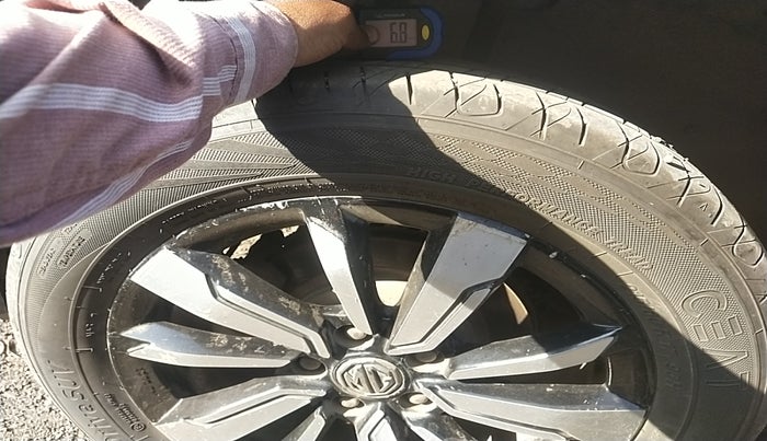 2019 MG HECTOR SHARP 2.0 DIESEL, Diesel, Manual, 2,24,419 km, tyre