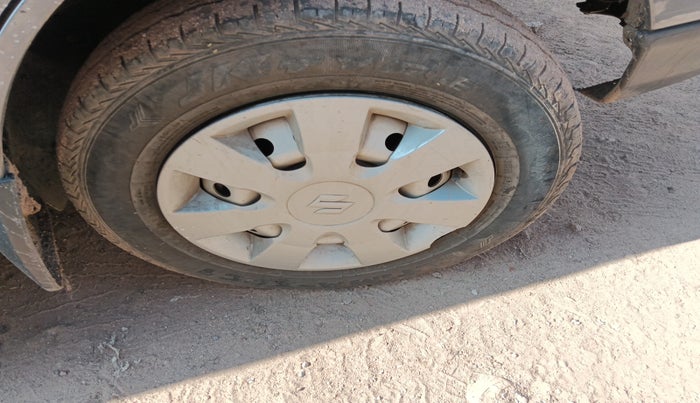 2023 Maruti Eeco 5 STR AC CNG, Petrol, Manual, 40,338 km, tyre