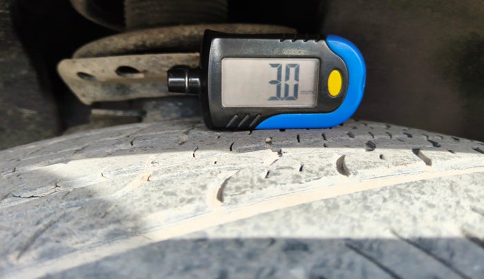 2022 Tata Harrier XE 2.0L KRYOTEC, Diesel, Manual, 86,213 km, tyre