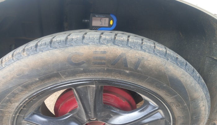 2014 Maruti Swift VDI, Diesel, Manual, 1,38,672 km, tyre