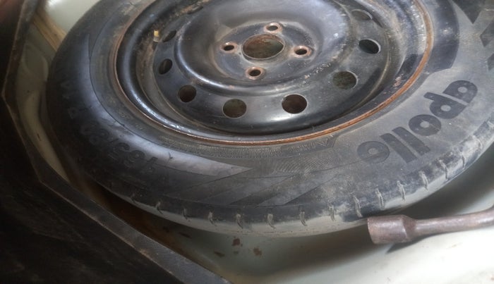 2014 Maruti Swift VDI, Diesel, Manual, 1,38,672 km, tyre