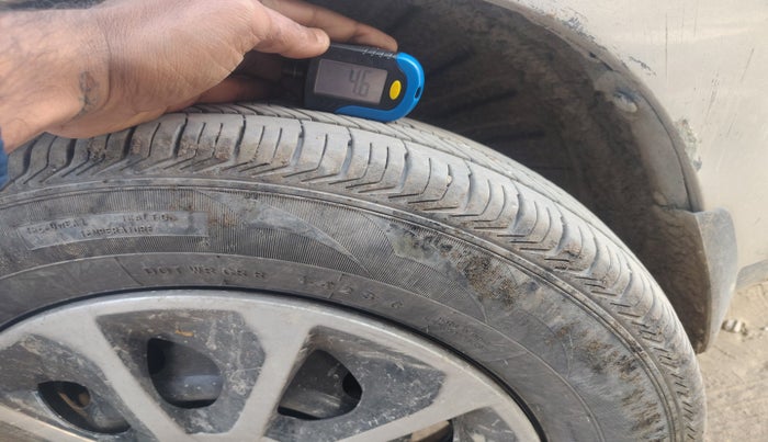 2012 Maruti Wagon R 1.0 VXI, Petrol, Manual, 1,60,733 km, tyre