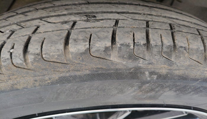 2023 Tata NEXON XM PLUS SUNROOF PETROL, Petrol, Manual, 19,782 km, tyre