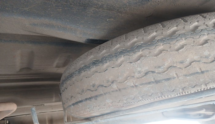 2020 Renault TRIBER RXZ AMT, Petrol, Automatic, 72,261 km, tyre