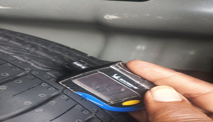 2020 KIA SELTOS HTK PLUS AT 1.5 DIESEL, Diesel, Automatic, 1,00,133 km, tyre