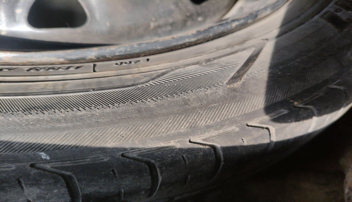 2011 Maruti Alto K10 VXI, Petrol, Manual, 1,96,929 km, tyre