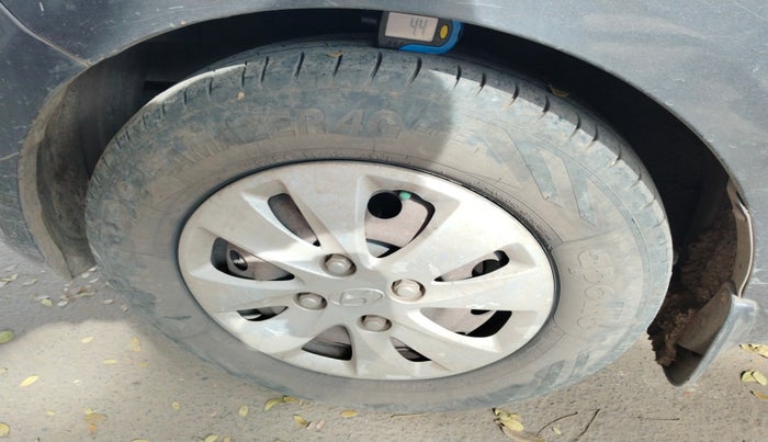 2011 Hyundai i10 SPORTZ 1.2, Petrol, Manual, 84,165 km, tyre