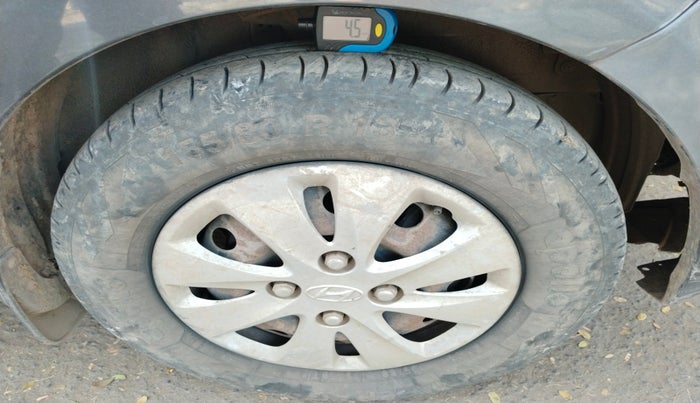 2011 Hyundai i10 SPORTZ 1.2, Petrol, Manual, 84,165 km, tyre