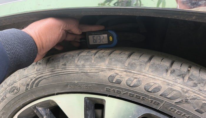 2023 MG HECTOR SHARP PRO 1.5 PETROL TURBO CVT PETROL, Petrol, Automatic, 25,705 km, tyre