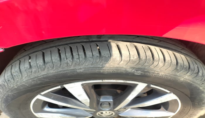 2022 Skoda SLAVIA STYLE 1.0L TSI MT, Petrol, Manual, 95,731 km, tyre