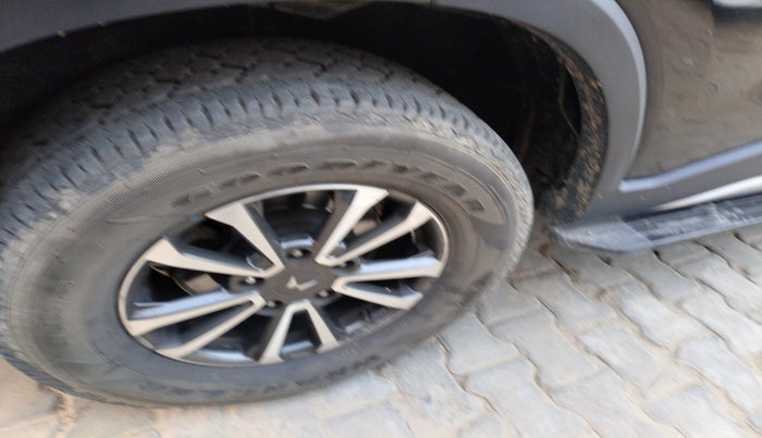 2022 Mahindra SCORPIO-N Z8 L DIESEL MT 2WD 6 STR, Diesel, Manual, 64,024 km, tyre