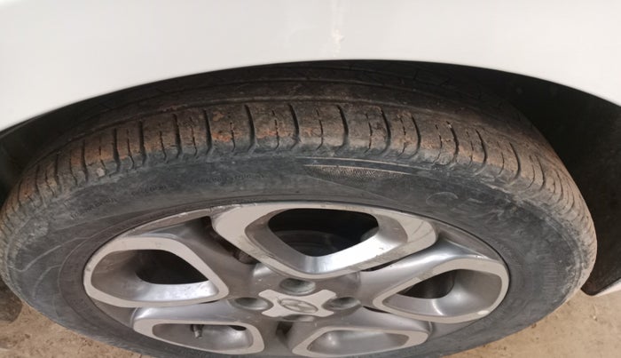 2018 Hyundai Elite i20 ASTA 1.2 (O), Petrol, Manual, 1,53,545 km, tyre