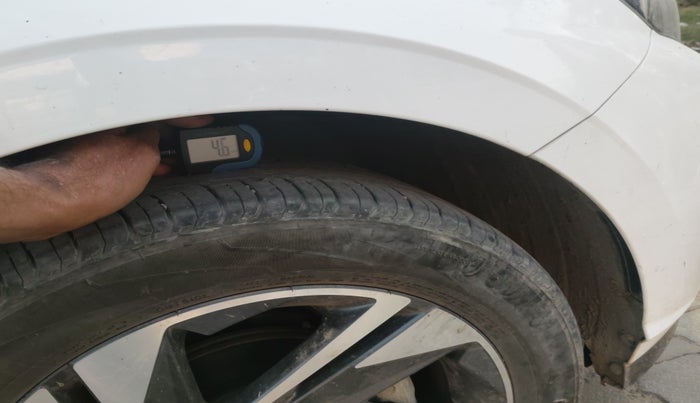 2023 Hyundai NEW I20 ASTA (O) 1.2 IVT, Petrol, Automatic, 53,281 km, tyre