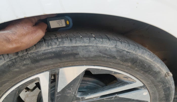 2023 Hyundai NEW I20 ASTA (O) 1.2 IVT, Petrol, Automatic, 53,281 km, tyre