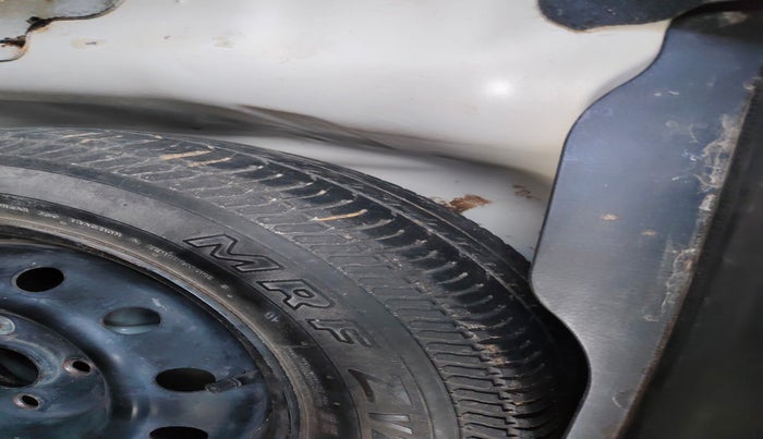 2015 Maruti Swift Dzire VDI, Diesel, Manual, 1,20,753 km, tyre