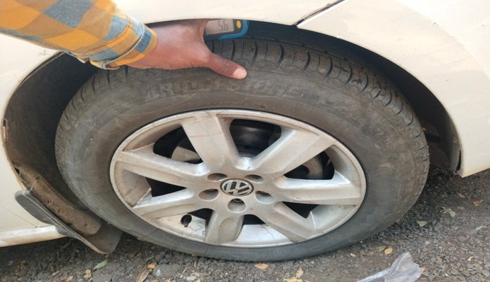 2012 Volkswagen Vento HIGHLINE DIESEL 1.6, Diesel, Manual, 1,93,365 km, tyre