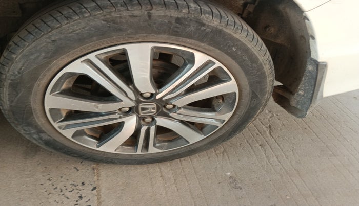 2019 Honda City 1.5L I-DTEC V, Diesel, Manual, 85,733 km, tyre