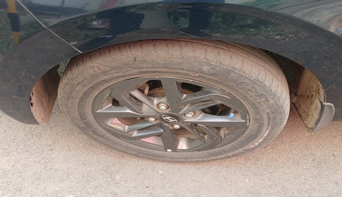 2020 Hyundai GRAND I10 NIOS SPORTZ AMT 1.2 KAPPA VTVT, Petrol, Automatic, 39,607 km, tyre