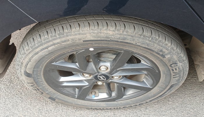 2020 Hyundai GRAND I10 NIOS SPORTZ AMT 1.2 KAPPA VTVT, Petrol, Automatic, 39,607 km, tyre