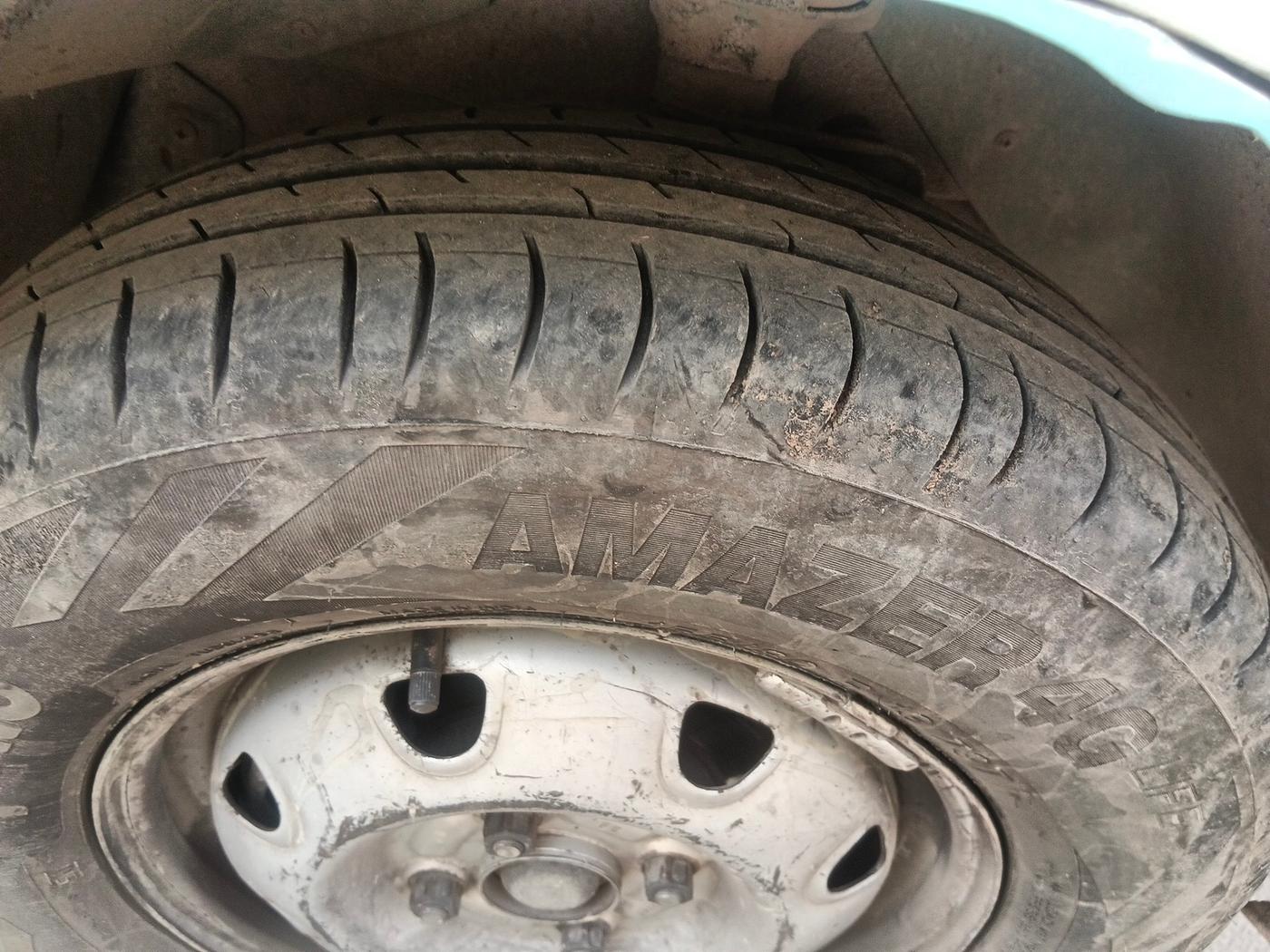 2018 Maruti Eeco 5 STR WITH A/C+HTR CNG, CNG, Manual, 3,35,000 km, tyre