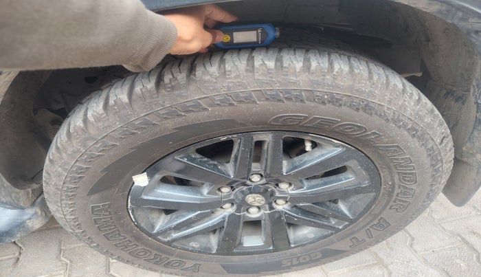 2018 Toyota Fortuner 2.8 4X4 AT, Diesel, Automatic, 1,40,529 km, tyre