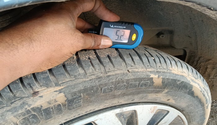 2023 Tata TIGOR XZ PLUS CNG, Petrol, Manual, 30,716 km, tyre